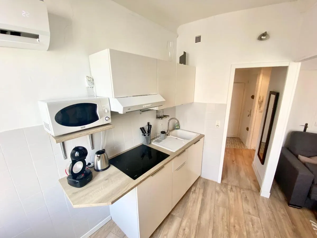 Apartment Studio Forville By Scls Locations Cannes